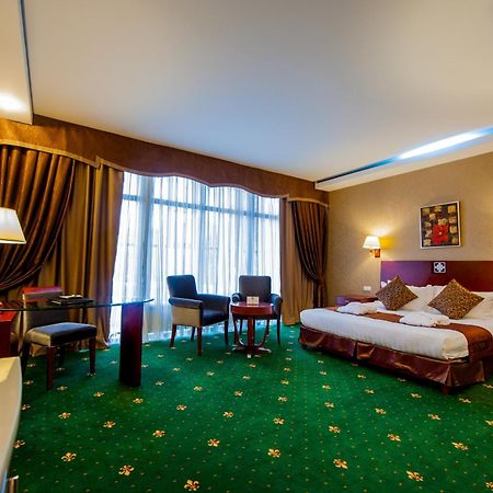 Hotel Goldman Empire Astana Pokój zdjęcie