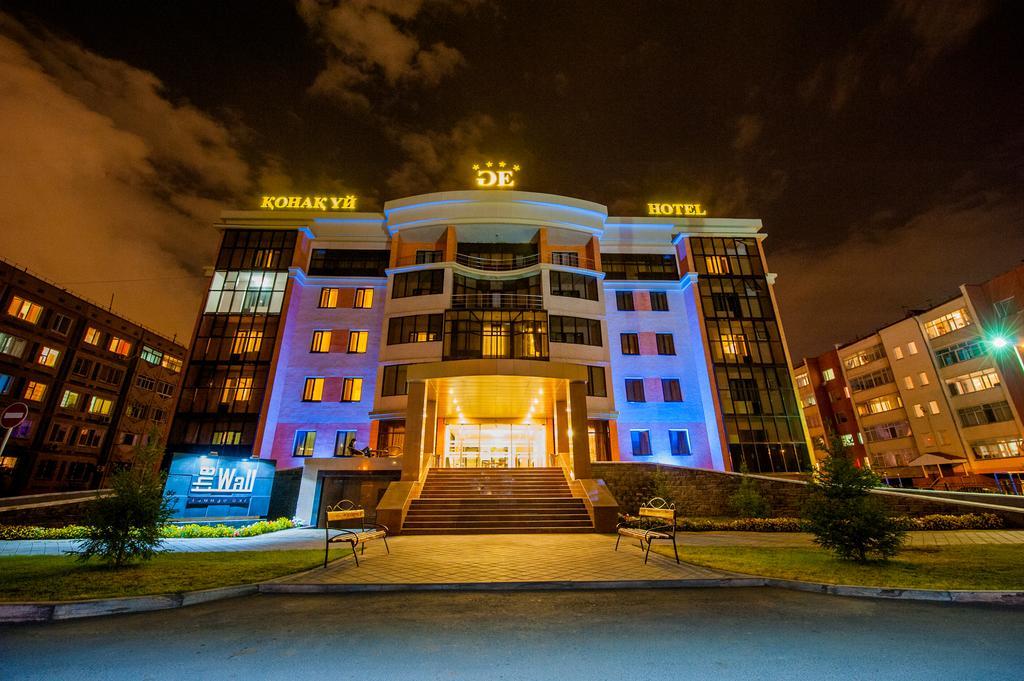 Hotel Goldman Empire Astana Zewnętrze zdjęcie