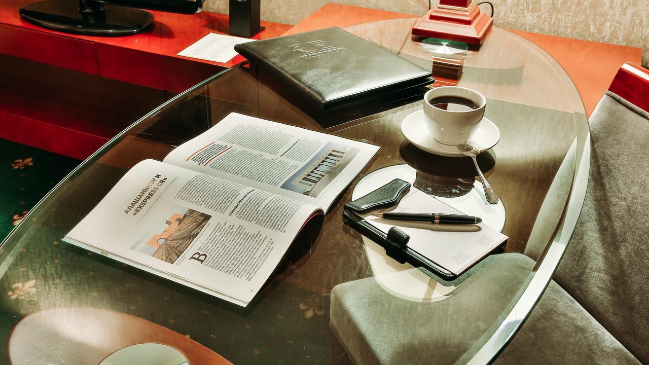 Hotel Goldman Empire Astana Zewnętrze zdjęcie