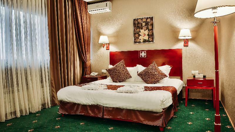 Hotel Goldman Empire Astana Zewnętrze zdjęcie